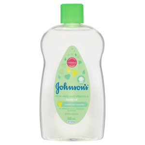 Johnson's Baby Oil Aloe Vera & Vitamin E 500mL